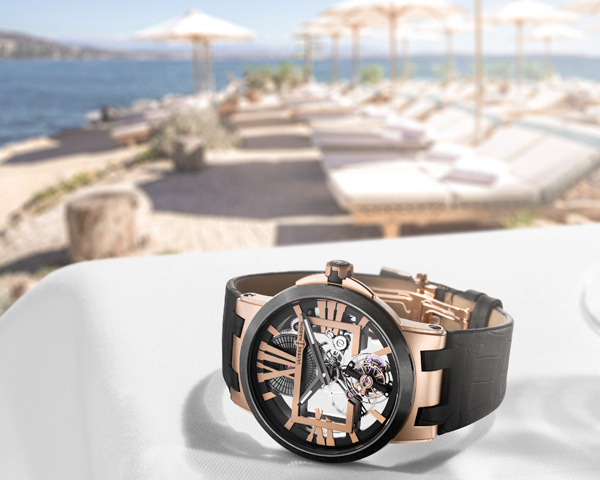 Mads Mikkelsen porte une montre Ulysse Nardin à Cannes 