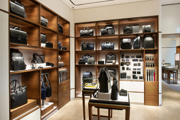 La boutique de Genève modernisée