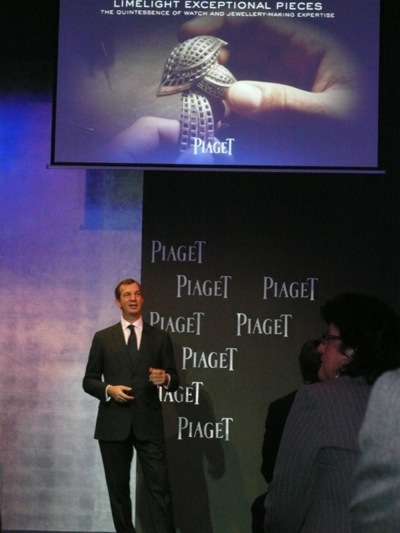 Piaget_327384_0