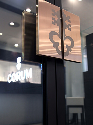 Corum_327637_0