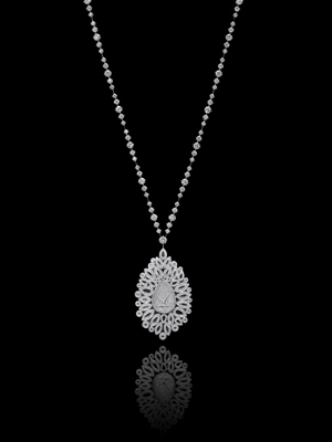Harry Winston_327889_1