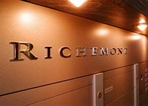 Richemont_327955_0