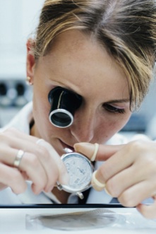 A. Lange & Söhne_328746_1