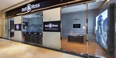 Bell & Ross_330993_0