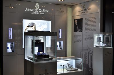 Arnold & Son_331322_0
