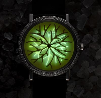 Piaget_325037_1