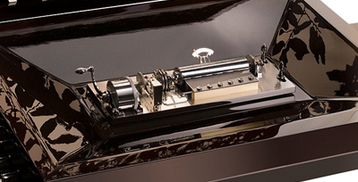 Reuge_327969_2