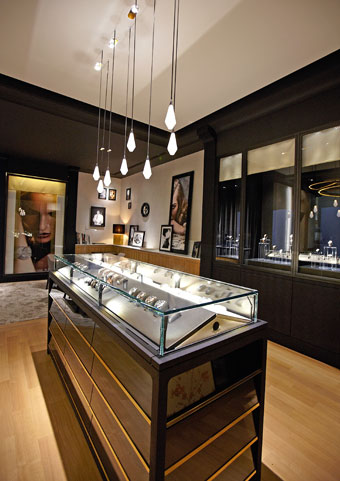 Piaget_331366_1