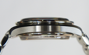 Omega_331689_2