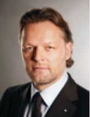 Carl F. Bucherer_325517_1