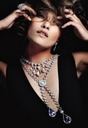 Piaget_323796_3