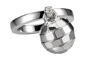 Piaget_322751_1