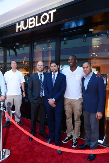 Kobe Bryant in front of the Hublot boutique in Abu Dhabi