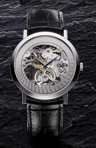 Piaget_320737_0