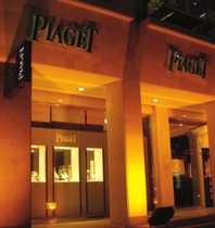 Piaget_323437_0