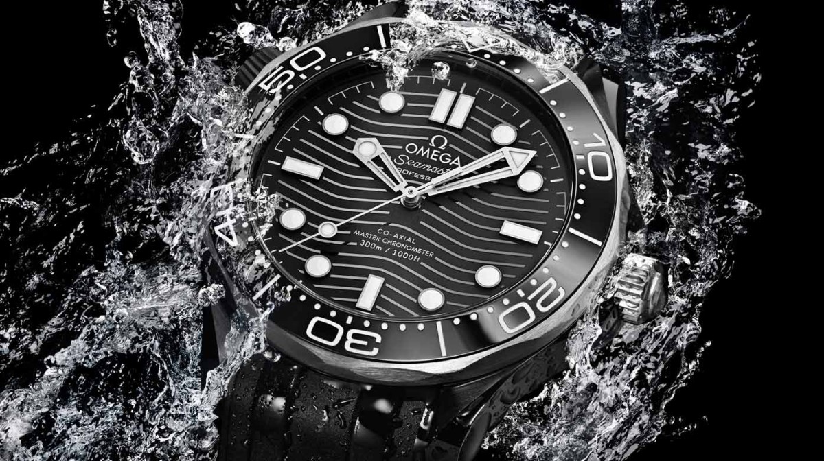 Montre Automatique MWC 300m Acier Noir - Cadran Saphir, Bracelet Céramique, Neuve Avec étiquettes