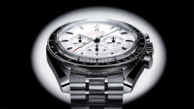 Speedmaster Moonwatch With Lacquered White Dial © Omega