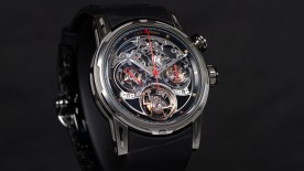 Impulsion Titanium Onyx © Louis Moinet