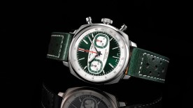 Top Time B01 Racing & Martini Racing Limited Edition © Breitling