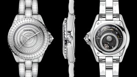 River baguette cut diamonds © Chanel