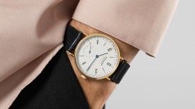 Nomos mise sur l’or cover © NOMOS Glashütte
