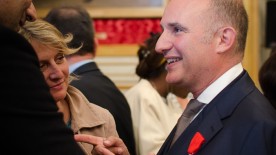 Carlos Rosillo reçoit la Légion d'Honneur - Bell & Ross