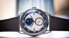 Small Is Beautiful  - De Bethune