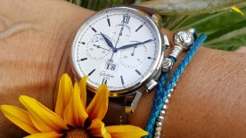 The Senator Chronograph Panorama Date – on a woman - Glashütte Original