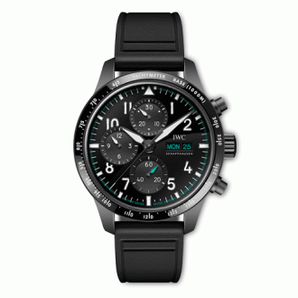 Pilot’s Watch Performance Chronograph 41 Mercedes-amg Petronas Formula Onetm Team © IWC