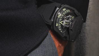 UR-230 The Eagle © Urwerk 