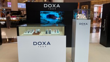 Doxa in Singapore - The Hour Glass © Doxa 