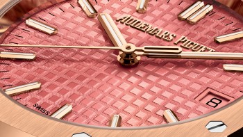 Royal Oak Selfwinding Models In 34 mm © Audemars Piguet