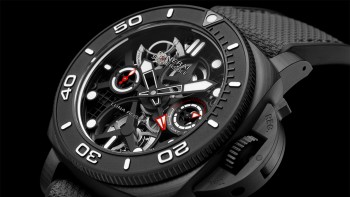 Submersible Tourbillon GMT Luna Rossa Experience Edition © Panerai