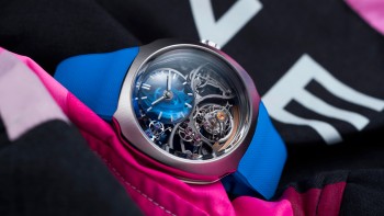 Streamliner Cylindrical Tourbillon Skeleton Alpine Limited Edition © H. Moser & Cie