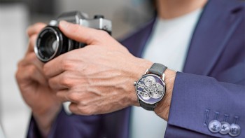 Gravity Equal Force Ultimate Sapphire Purple © Armin Strom