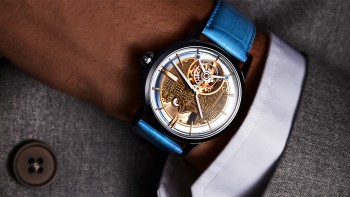 Initium Paris