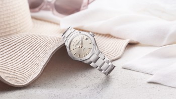 La RIVIERA M0A10810 en argent chaud ©Baume & Mercier