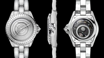 River baguette cut diamonds © Chanel