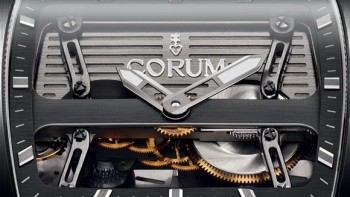 Revolutionary winding system - Corum