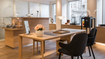 Service that stands out - A l'Emeraude