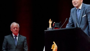 The Manufacture wins the "Aiguille d'Or" and the Public Prize at the GPHG - Breguet