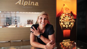 Nelly Moenne-Loccoz - Snowboard Cross champion and watch enthusiast  - Alpina