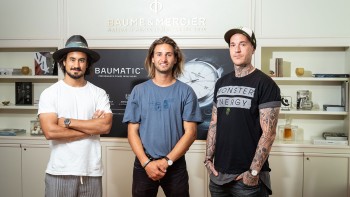 Danny Schneider, Eric Blum et Pat Burgener en visite dans les ateliers  - Baume & Mercier