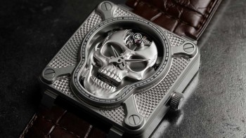 BR 01 Laughing Skull - Bell & Ross