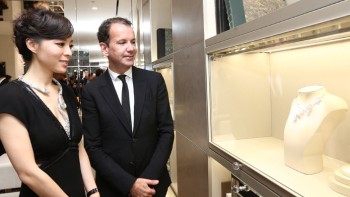 Two boutiques in Shanghai - Boucheron