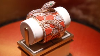 La Serpenti Seduttori célébrée à la boutique Arije de Paris - Bulgari