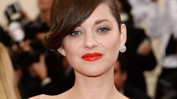 Marion Cotillard sublime le tapis rouge à New York - Chopard