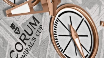 Admiral’s Cup Legend 42 Meteorite Dual Time - Corum 