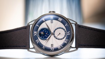 Small Is Beautiful  - De Bethune