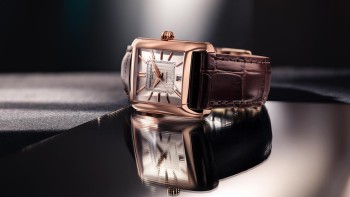 Classics Carrée Atomatic: An Ode to the Eternal Classicism of the 1920s - Frederique Constant 